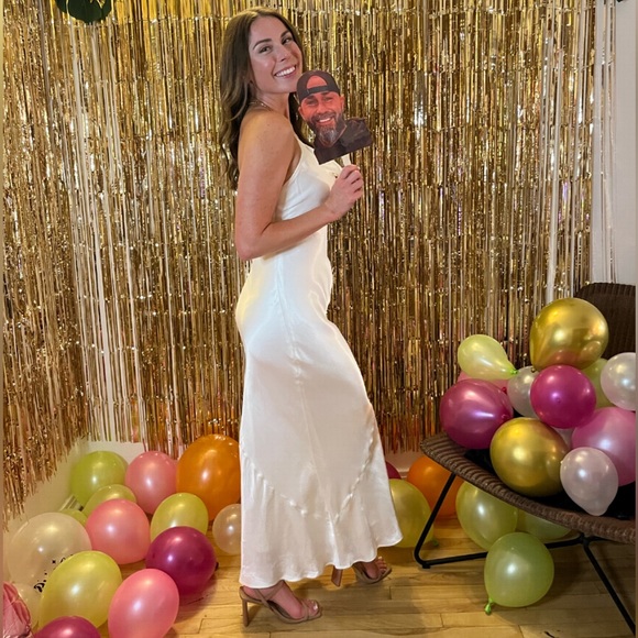 Park & Fifth White Satin Midi Dress - Picture 2 of 5